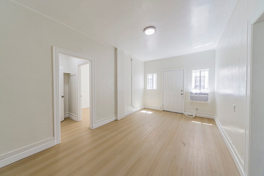 More Photos Of 2505-2509 Malabar St, Los Angeles Apartments For Sale