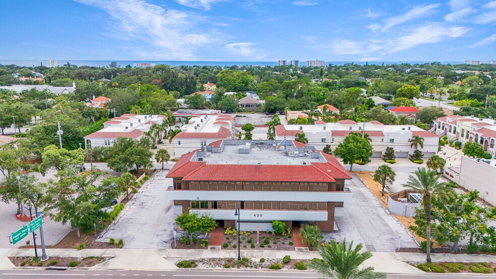 More Photos Of 420 Tamiami Trl S, Venice Medical For Sale