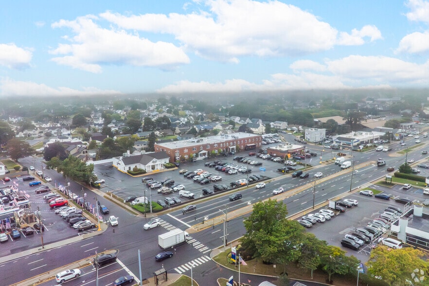 More Photos Of 4230-4250 Hempstead Tpke, Bethpage Medical For Lease