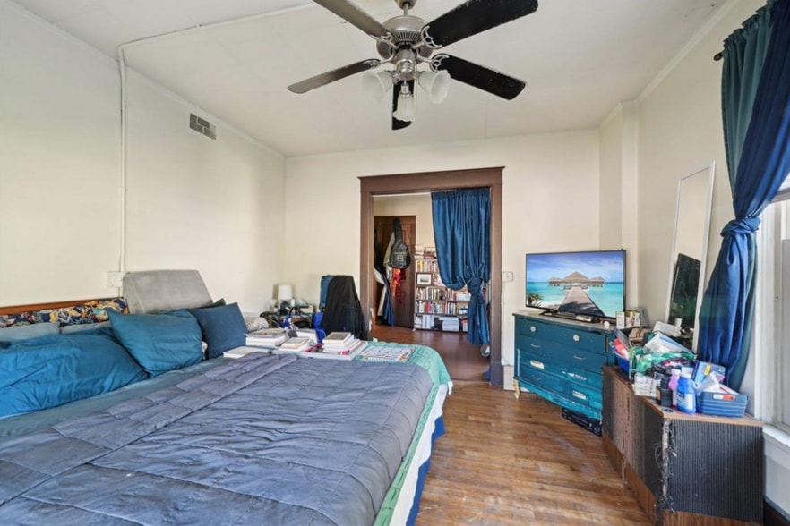 More Photos Of 108 N Main St, Edgerton Apartments For Sale