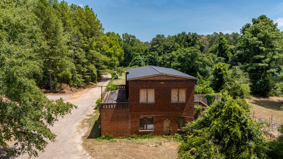 More Photos Of 1177 Richtex Rd, Winnsboro Showroom For Sale