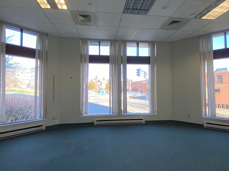 More Photos Of 100 Middle St, Portland Office For Lease