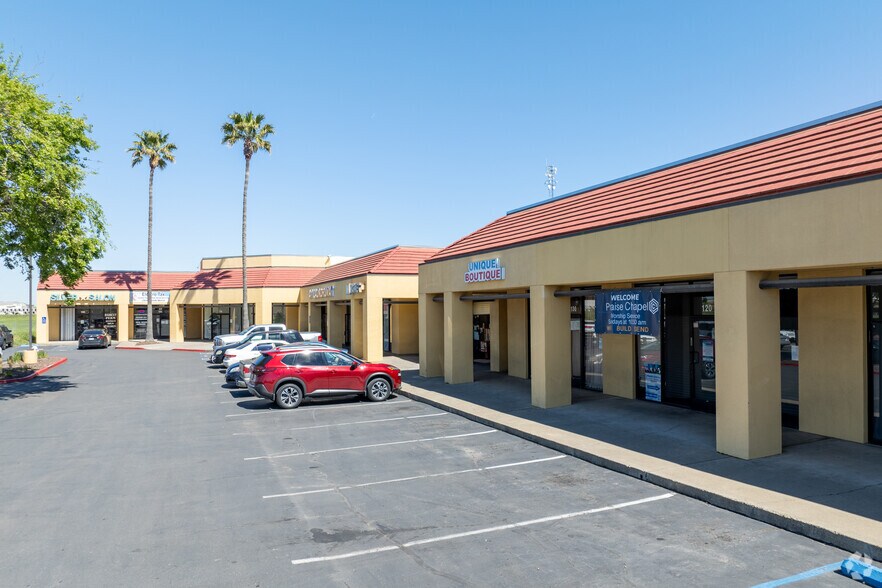 More Photos Of 8275-8299 Florin Rd, Sacramento Storefront For Lease