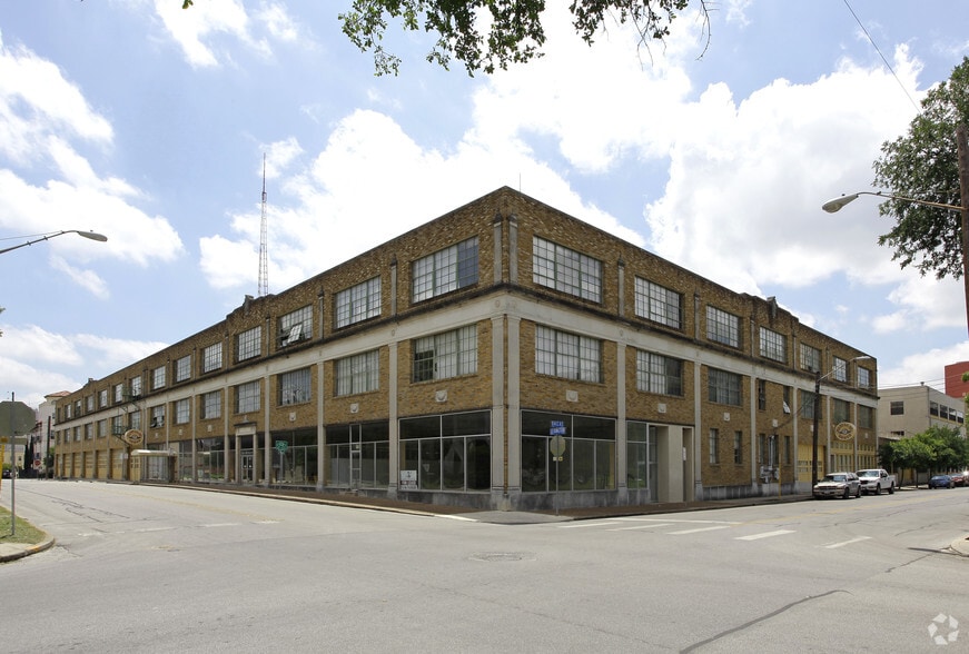 More Photos Of 317 Lexington Ave, San Antonio Apartments For Lease