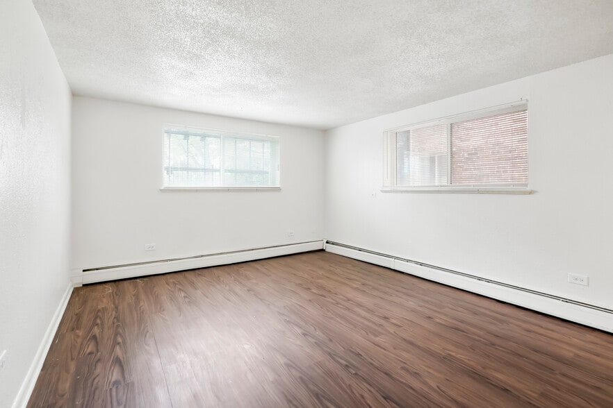 More Photos Of 1415 Pearl St, Denver Apartments For Sale