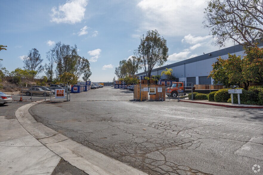 More Photos Of 7077 Consolidated Way, San Diego Warehouse For Lease