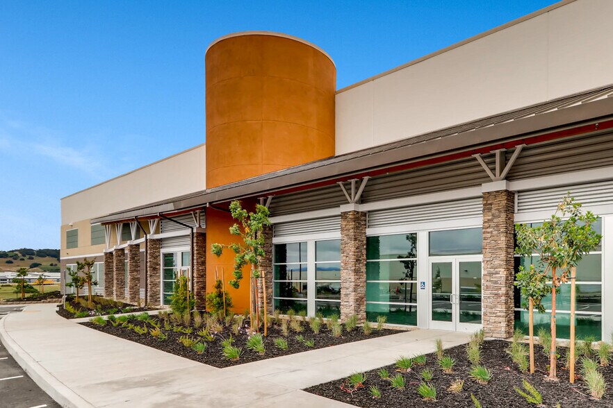 More Photos Of 500 Devlin Rd, Napa Warehouse For Lease