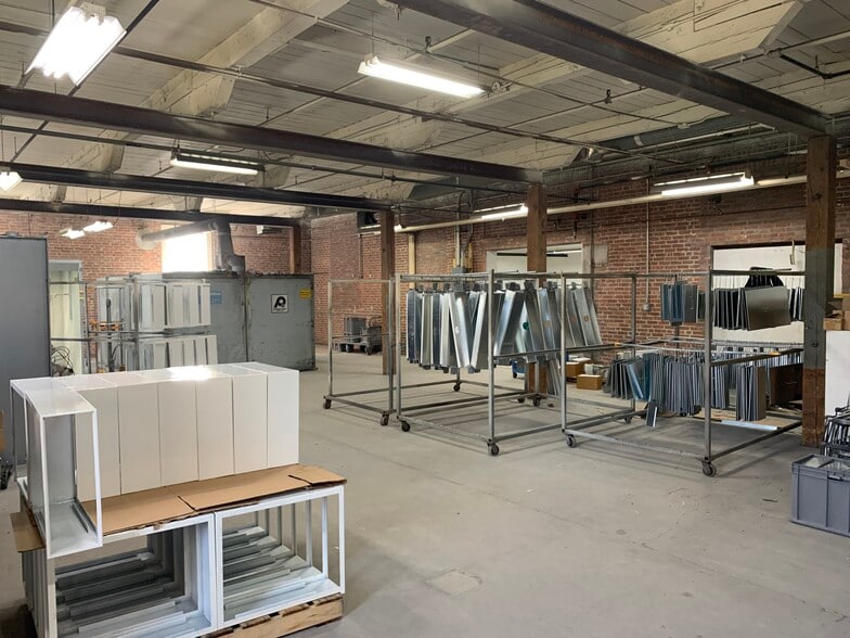 More Photos Of 218 Jones Dr, Brandon Industrial For Sale