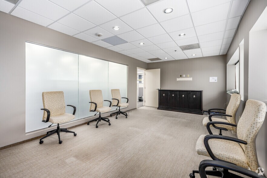 More Photos Of 8211 Town Center Dr, Nottingham Medical For Sale