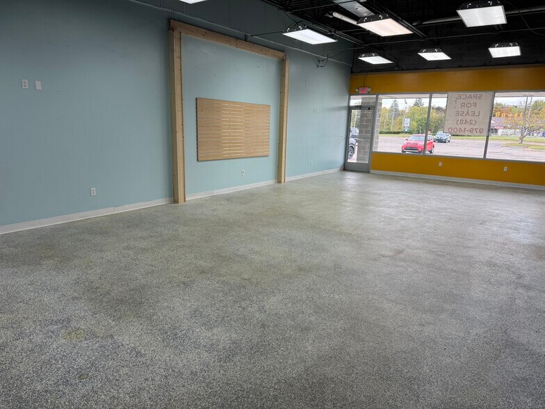 More Photos Of 5515 Davison Rd, Burton Unknown For Lease