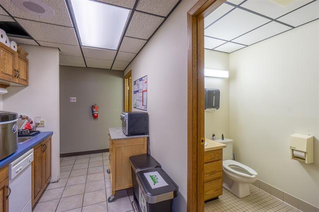 More Photos Of 1818 Grand Ave, Wausau Office For Sale
