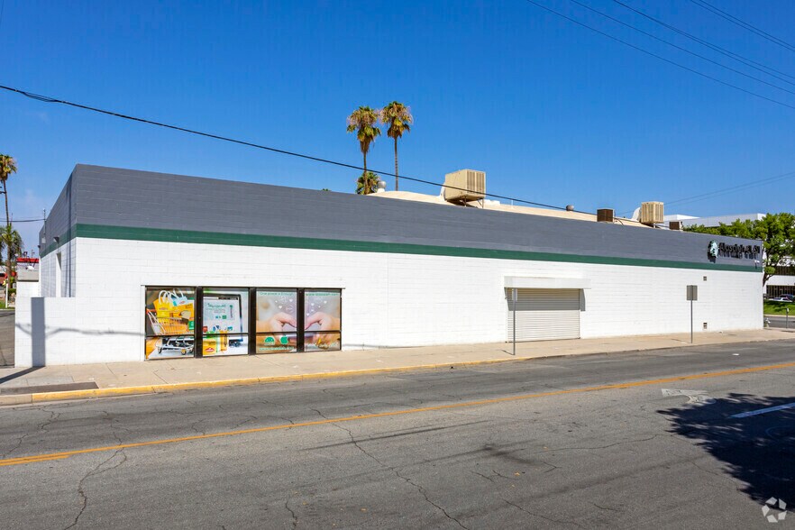 More Photos Of 1701 30th St, Bakersfield Freestanding For Sale