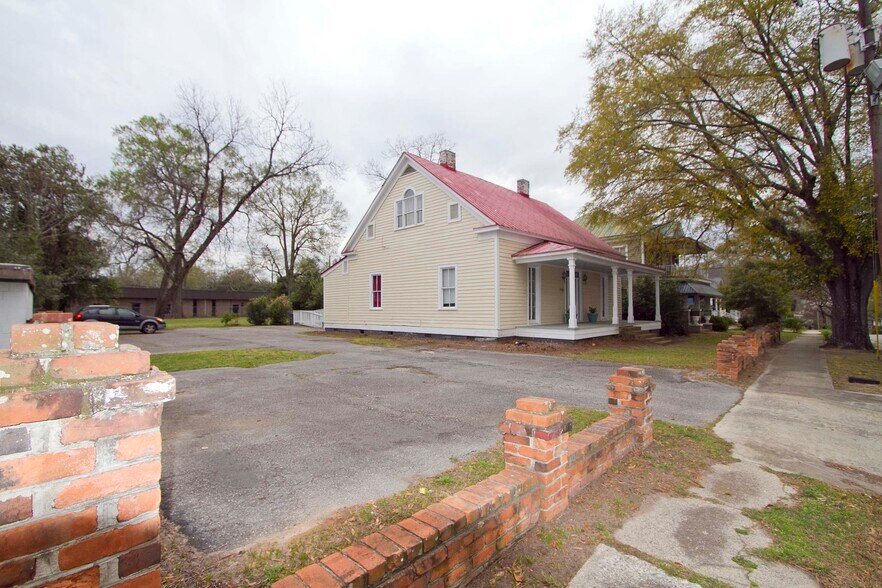 Primary Photo Of 1112 Price Ave, Columbia Office For Sale