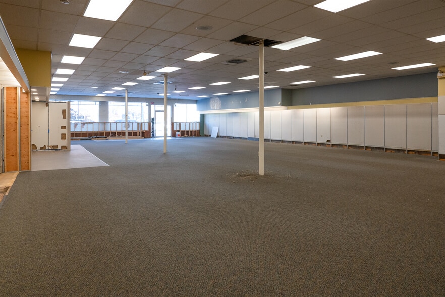 More Photos Of 101-103 Pleasant St, Weymouth Storefront For Lease