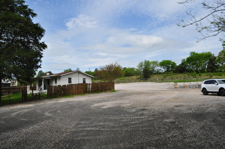 More Photos Of 7250 Rutledge Pike, Knoxville Land For Sale