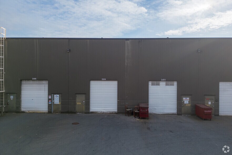 More Photos Of 1225 Kingsway Ave, Port Coquitlam Warehouse For Sale
