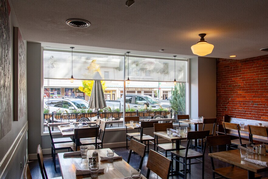More Photos Of 57 E Main St, Walla Walla Restaurant For Lease