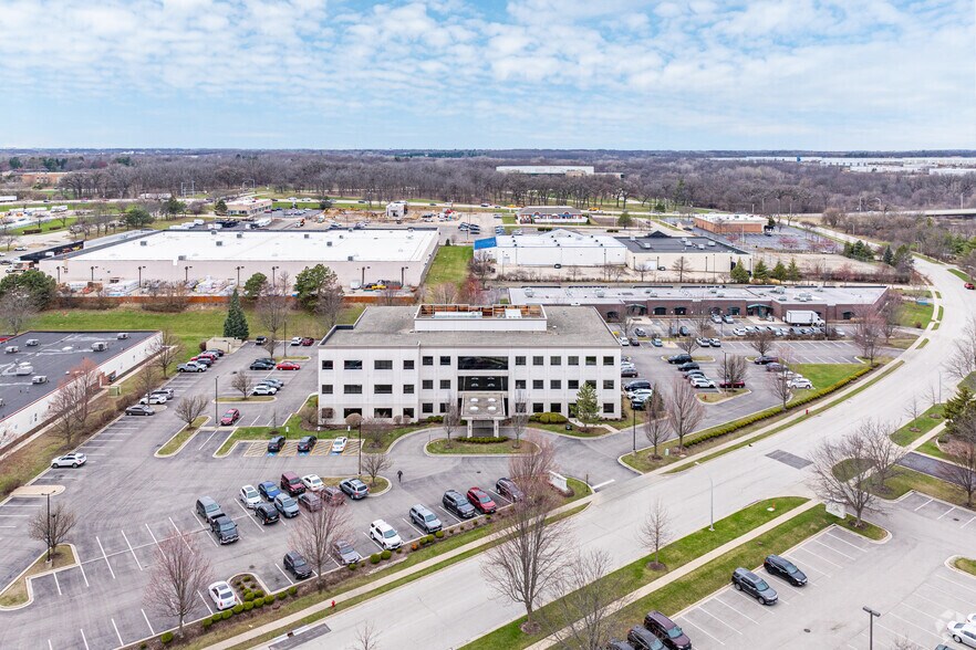 More Photos Of 750 Fletcher Dr, Elgin Medical For Lease