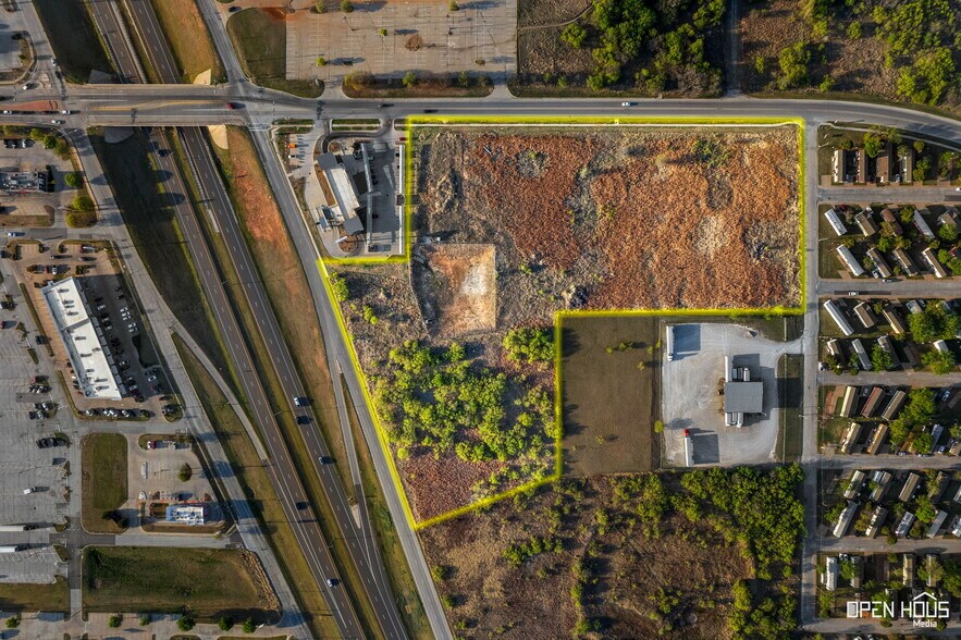 More Photos Of 2221 Airport Dr, Wichita Falls Land For Sale