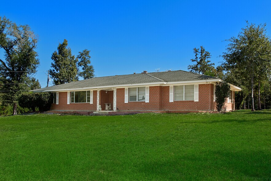 Primary Photo Of 7185 State Highway 75 S, Huntsville Flex For Sale