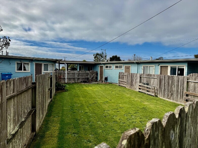 More Photos Of 2805 California St, Eureka Apartments For Sale
