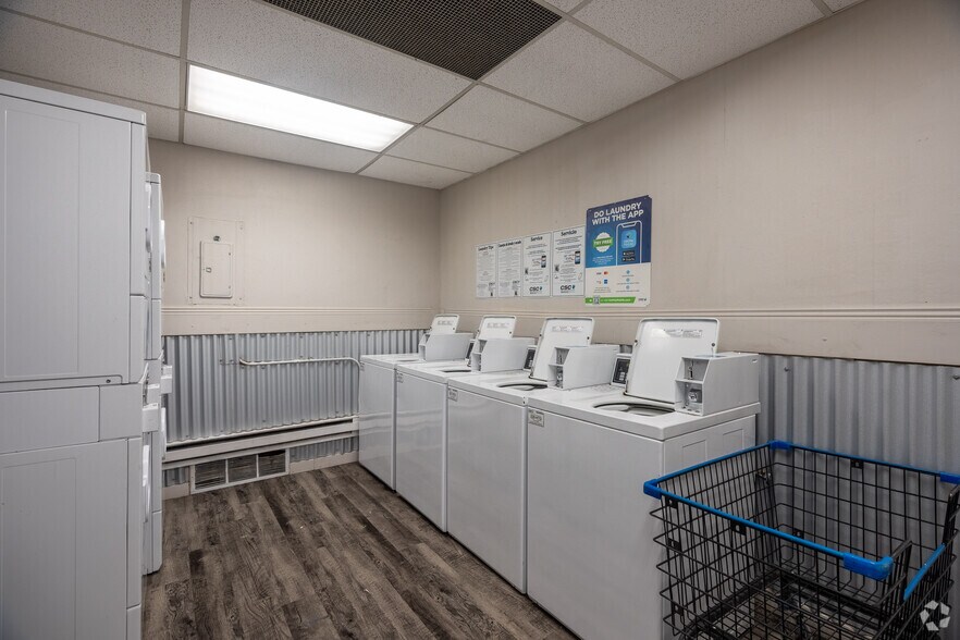 More Photos Of 3349 E Fountain Blvd, Colorado Springs Apartments For Sale