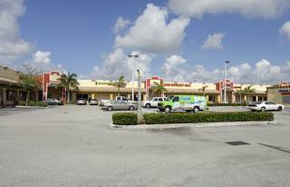 More Photos Of 17560 NW 27th Ave, Miami Gardens Freestanding For Lease