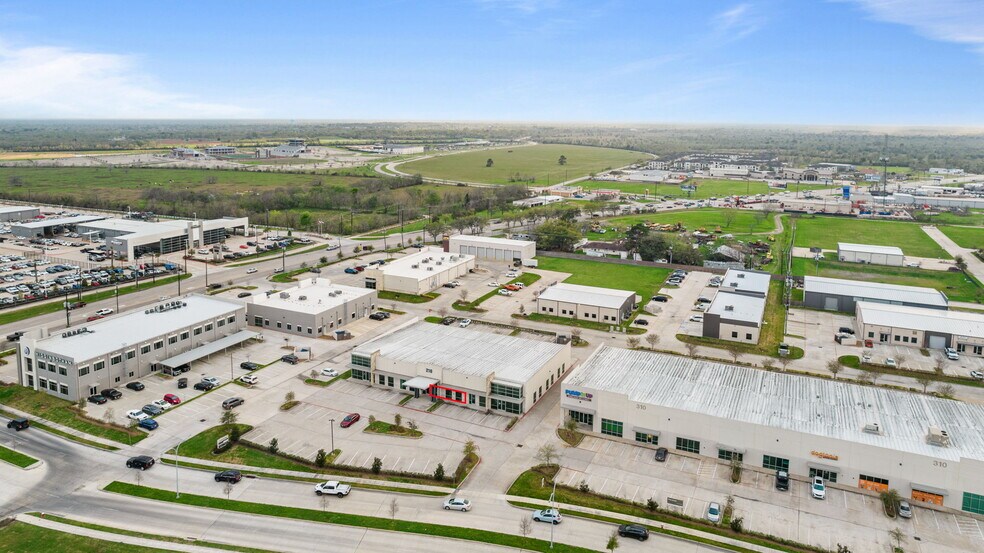 More Photos Of 210 Genesis Blvd, Webster Office For Sale