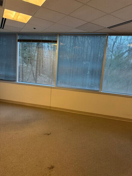 More Photos Of 1801 Robert Fulton Dr, Reston Medical For Lease