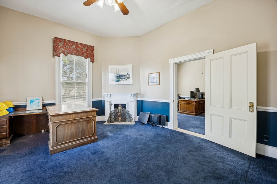 More Photos Of 501 N 3rd St, Fernandina Beach Office For Sale