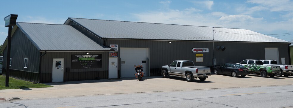 Primary Photo Of 401 W High St, Avoca Auto Repair For Sale