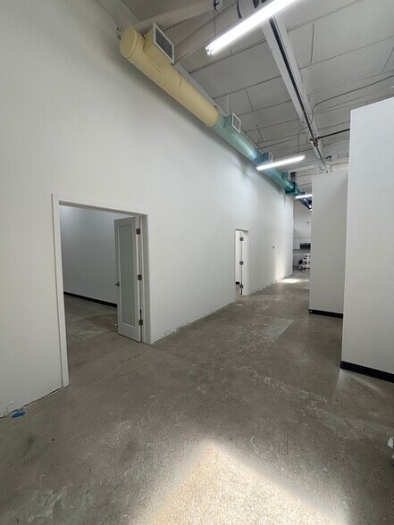 More Photos Of 350 NE 75th St, Miami Loft Creative Space For Lease