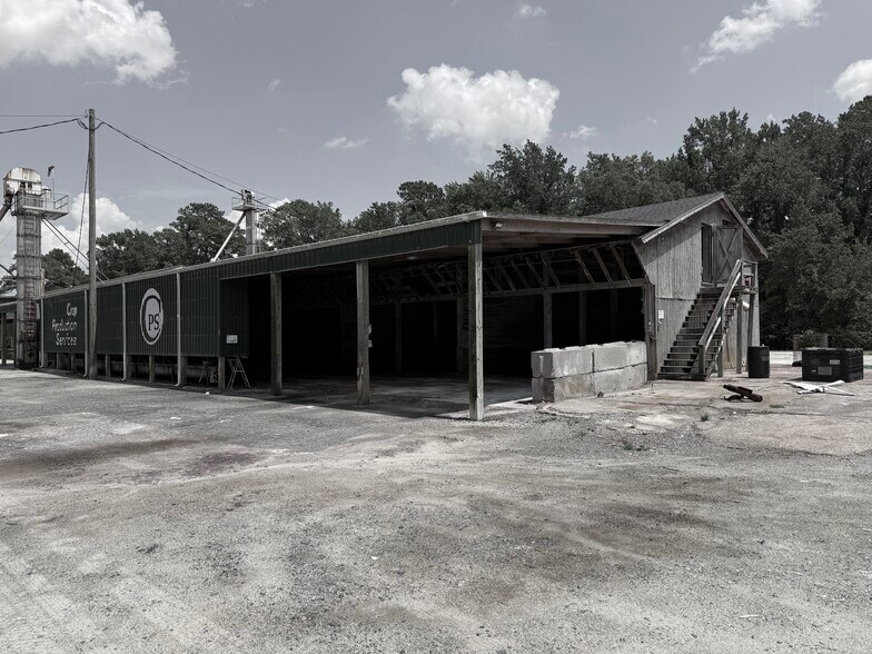 More Photos Of 28536 US Highway 264 E, Belhaven Industrial For Sale
