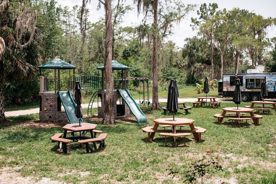 More Photos Of 20948 Corkscrew Rd, Estero Winery Vineyard For Sale