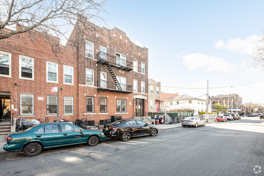 More Photos Of 179 Milford St, Brooklyn Apartments For Sale