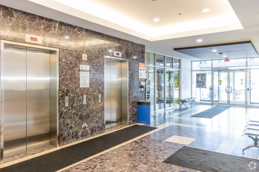 More Photos Of 8333 Weston Rd, Vaughan Medical For Lease