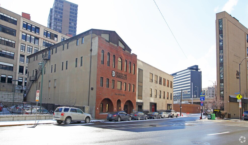 More Photos Of 710 Fifth Ave, Pittsburgh Office Residential For Sale