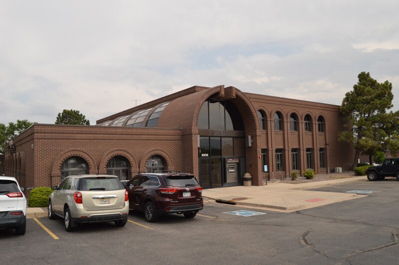 More Photos Of 8906 W Bowles Ave, Littleton Office For Lease