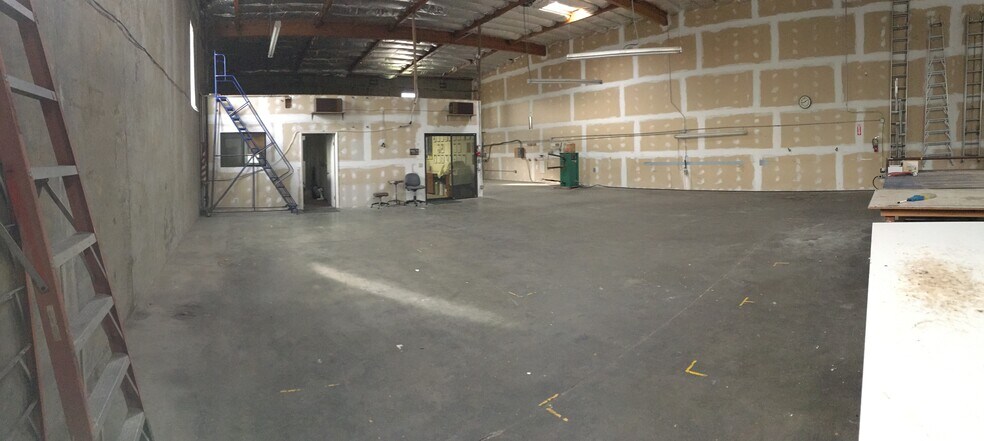 More Photos Of 1980-1982 Stone Ave, San Jose Manufacturing For Sale