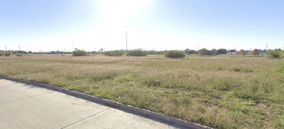 More Photos Of 0 Grand Circle Boulevard, Katy Land For Sale