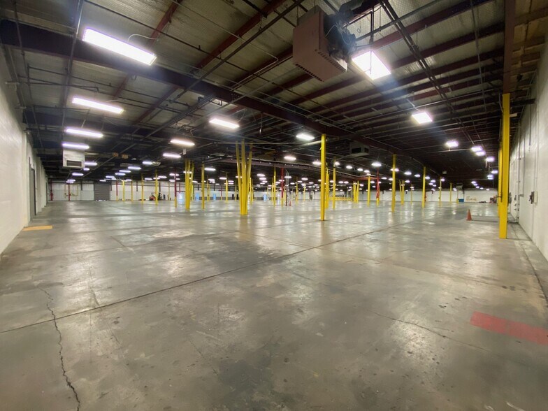More Photos Of 2200 4th Ave, Seymour Manufacturing For Lease