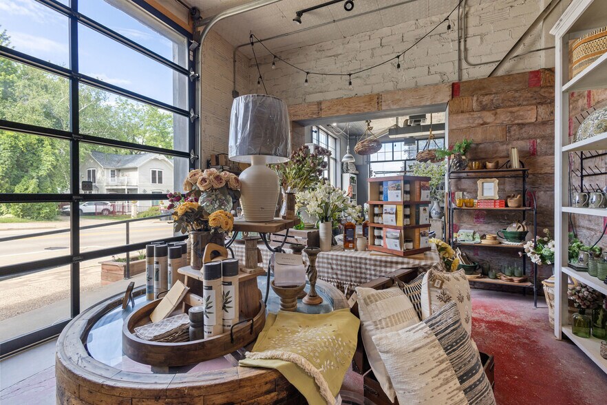 More Photos Of 108-110 E Main St, Cambridge Storefront For Sale