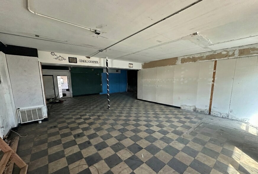 More Photos Of 13243 US Hwy 19, Hudson Auto Repair For Sale