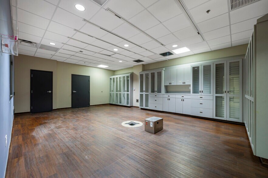 More Photos Of 23607 US HWY 27, Lake Wales Medical For Lease