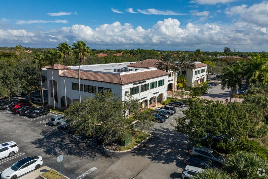 More Photos Of 12300 S Shore Blvd, Wellington Medical For Lease