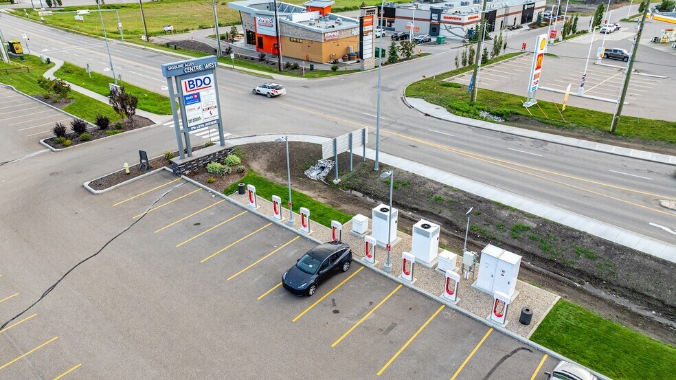 More Photos Of 179 Leva Ave, Red Deer Storefront For Lease