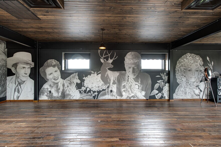 More Photos Of 1314 Jo Johnston Ave, Nashville Freestanding For Sale