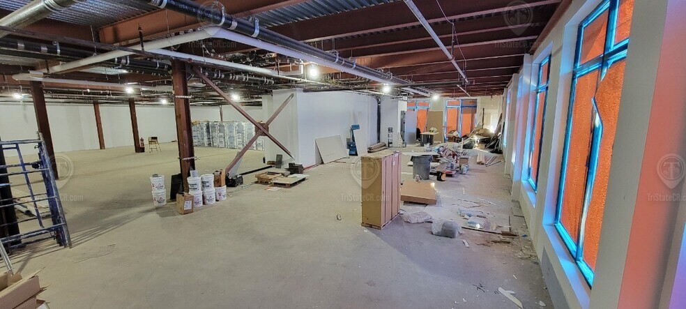 More Photos Of 180 Throop Ave, Brooklyn Apartments For Lease