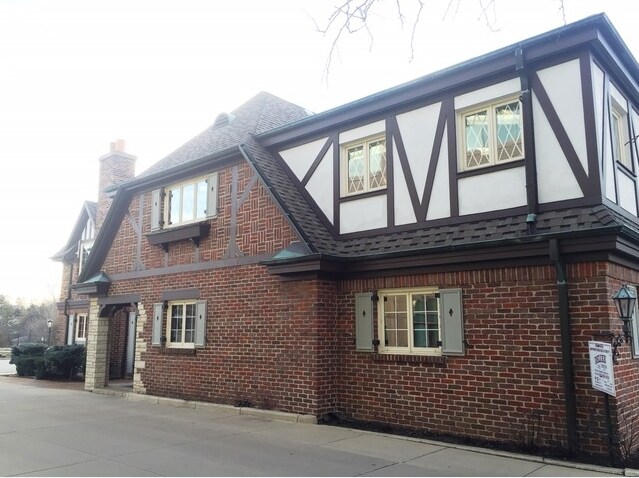 More Photos Of 420 Pennsylvania Ave, Glen Ellyn Medical For Sale