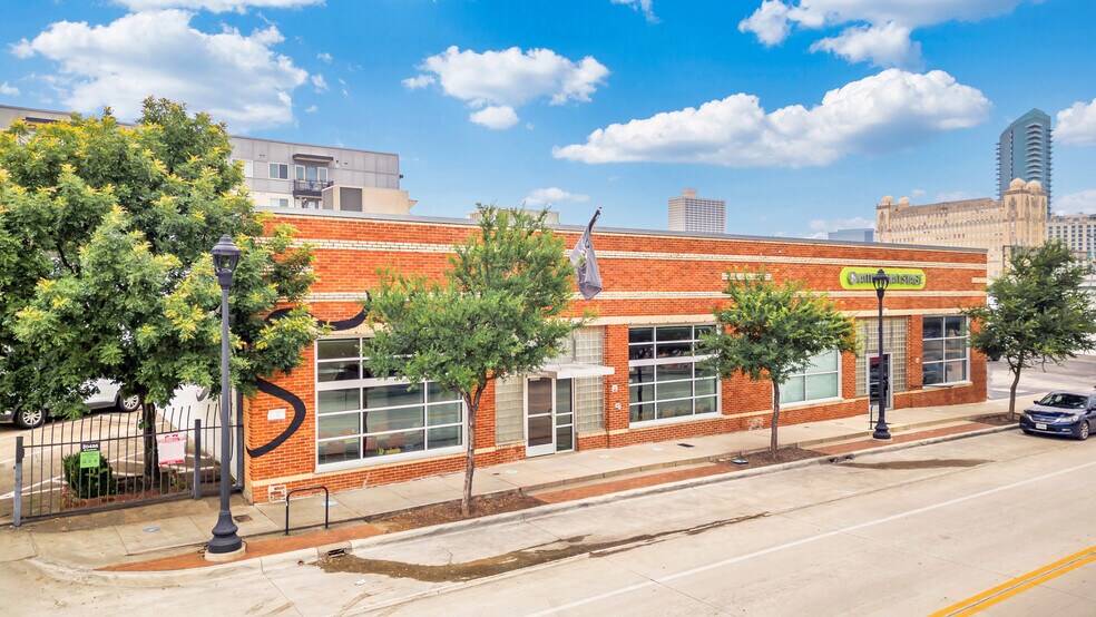More Photos Of 122 S Main St, Fort Worth Office For Sale